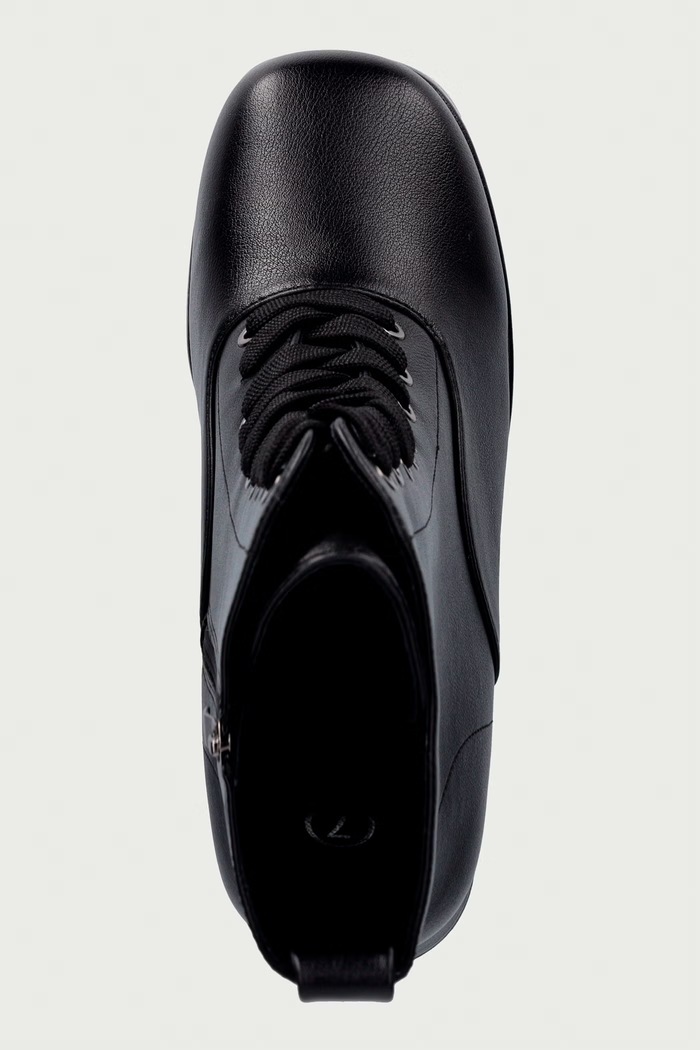 Боти с дебел ток дамски Reign Lace Up Platform Koi Footwear FG05.Reign черен
