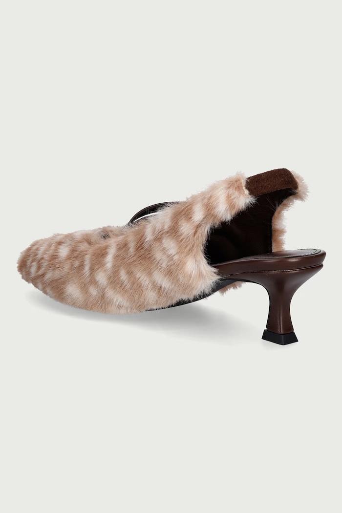 Cipők Koi Footwear Tűsarkú alacsony sarkú Doelle Faux Deer Fur Kitten Heels SP02.Doelle barna
