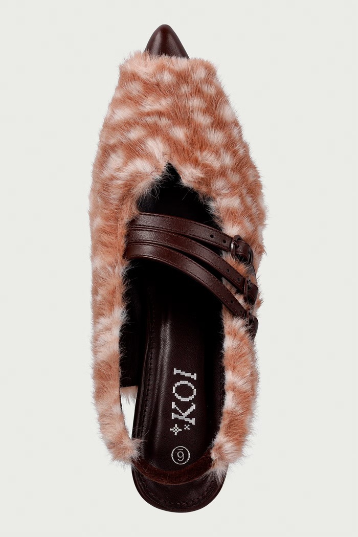 Στιλέτο χαμηλά τακούνια Doelle Faux Deer Fur Kitten Heels Koi Footwear SP02.Doelle καφέ