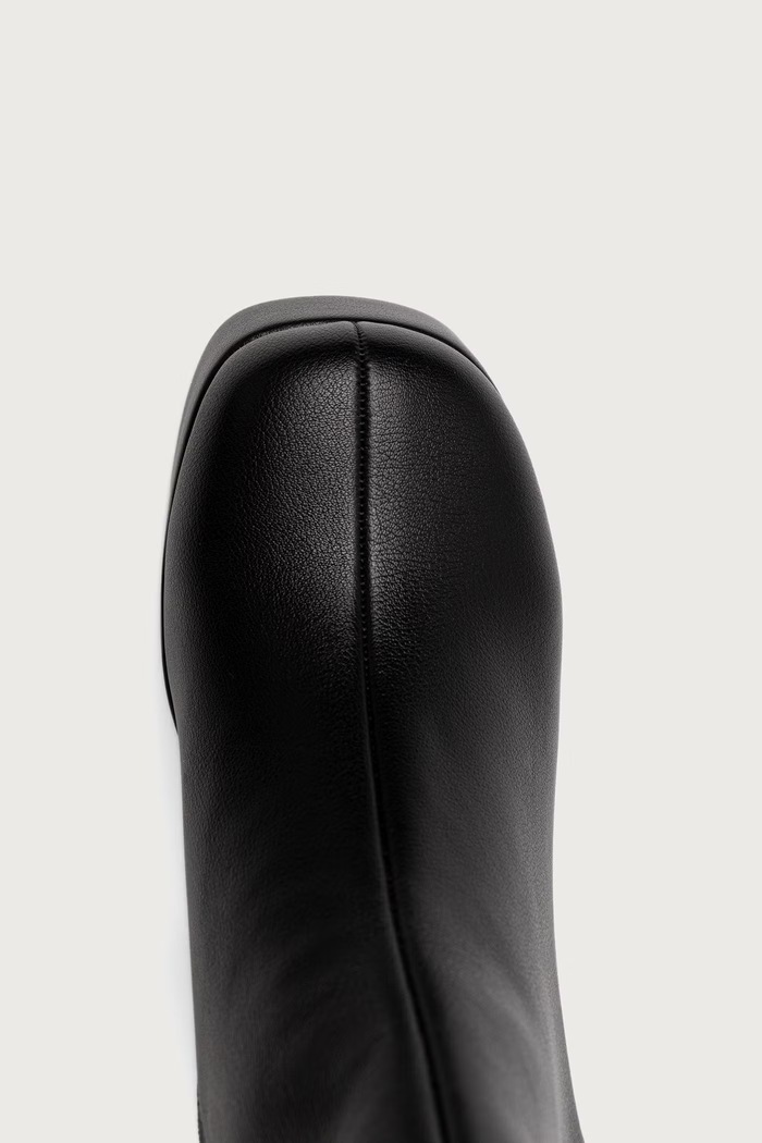 Gležnjače s debelom potpeticom za žene Resonance Platform Koi Footwear FG04.Resonance crna