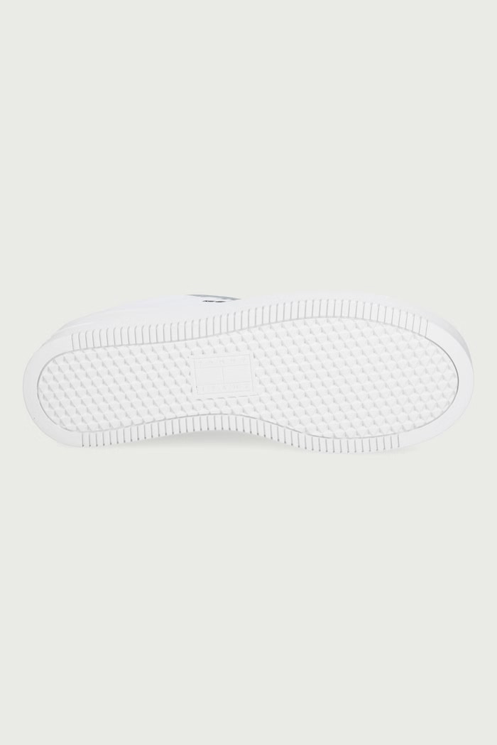 TJW FLATFORM SNEAKER sneakersy damskie skórzane Tommy Jeans biały EN0EN02932