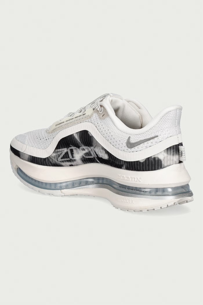 Obuwie Nike buty do biegania damskie Pegasus Premium SE IO8232.002 beżowy