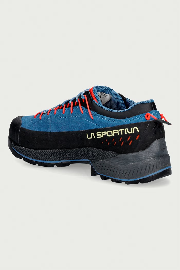 Obuwie La Sportiva Buty trekkingowe damskie TX4 Evo Woman GTX ZFAS053 granatowy