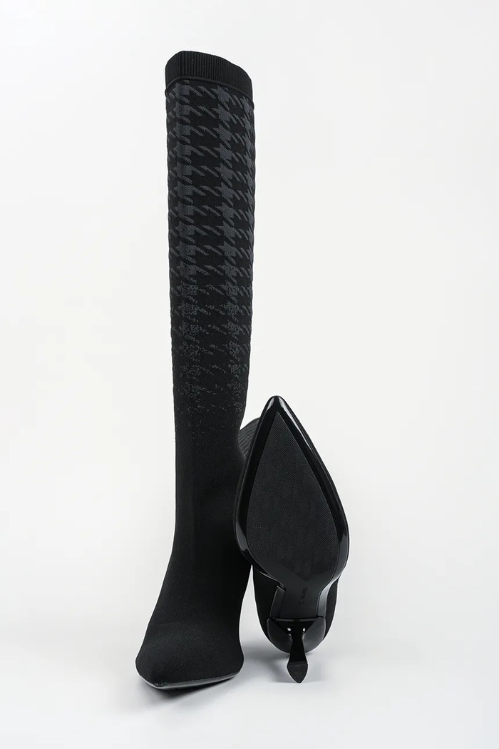 Kozaki na szpilce damskie Pandara Karl Lagerfeld czarny KL31390.400