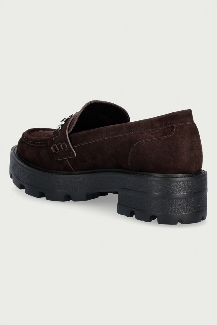Обувки Guess Мокасини дамски YAAKO2 FLFYA2.SUE14.DBROW кафяв
