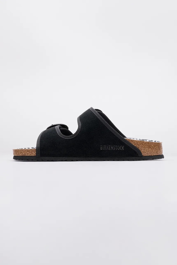 Obuwie Birkenstock 1774 x Repetto Arizona Round Buckle NL klapki damskie zamszowe 1033083 czarny