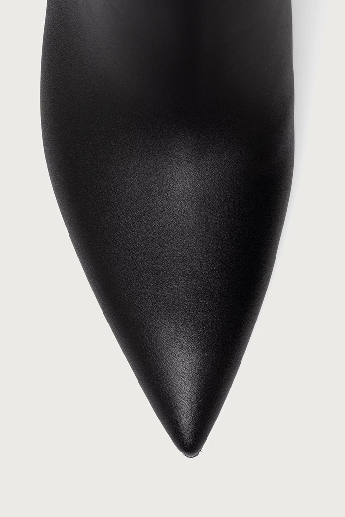 Kozaki damskie skórzane Weekend Max Mara 2625796115600.BLACK czarny