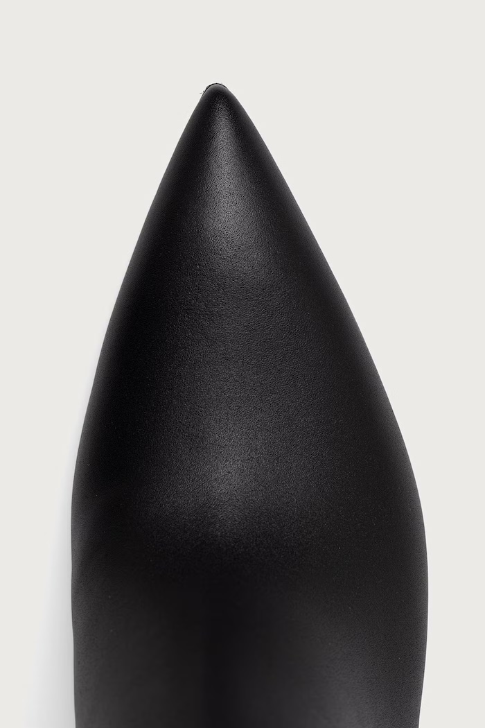 Kozaki damskie skórzane Weekend Max Mara 2625796115600.BLACK czarny