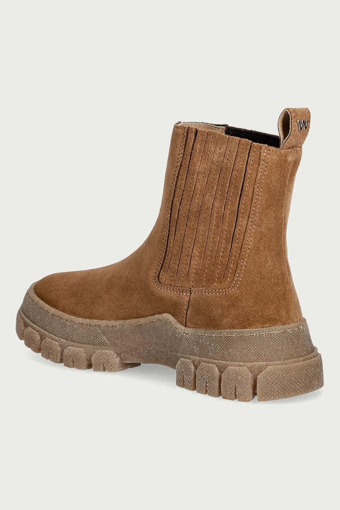 Obuwie Weekend Max Mara sztyblety damskie zamszowe 2625796075600.CAMEL brązowy