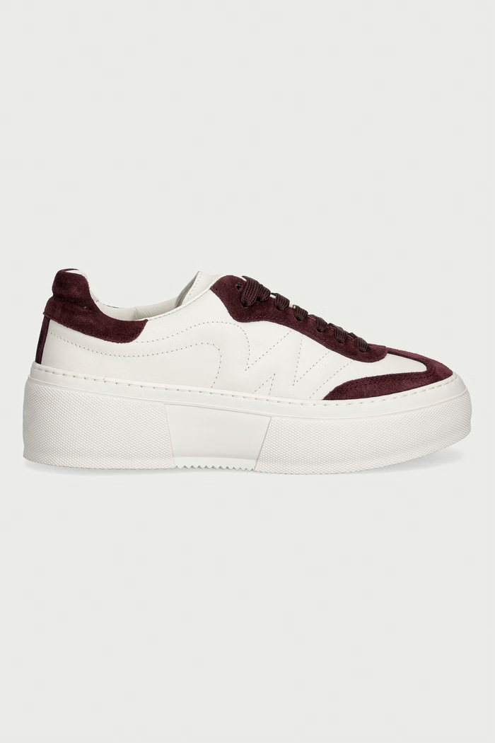Weekend Max Mara sneakersy damskie skórzane 2625766035600.BORDEAUX beżowy AW26