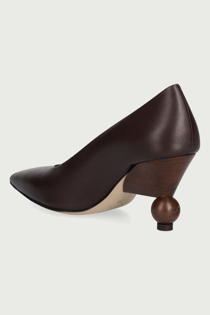 Obuwie Weekend Max Mara Szpilki skórzane 2625526075600.CHOCOLATE brązowy