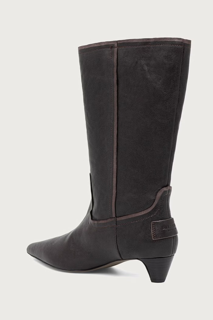 Obuća AllSaints Visoke čizme s niskom potpeticom za žene od kože Veda Boot W032FF smeđa