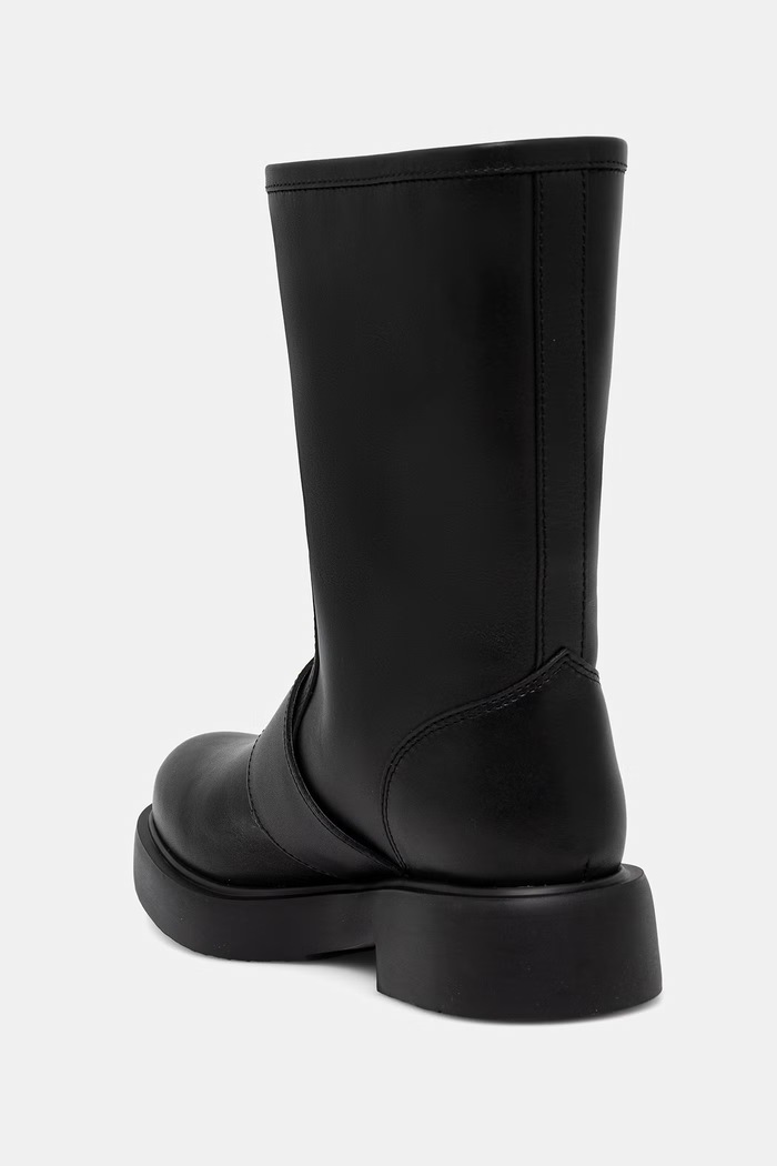 Obuwie Love Moschino botki na płaskim obcasie damskie skórzane JA24064G1PIA0000 czarny