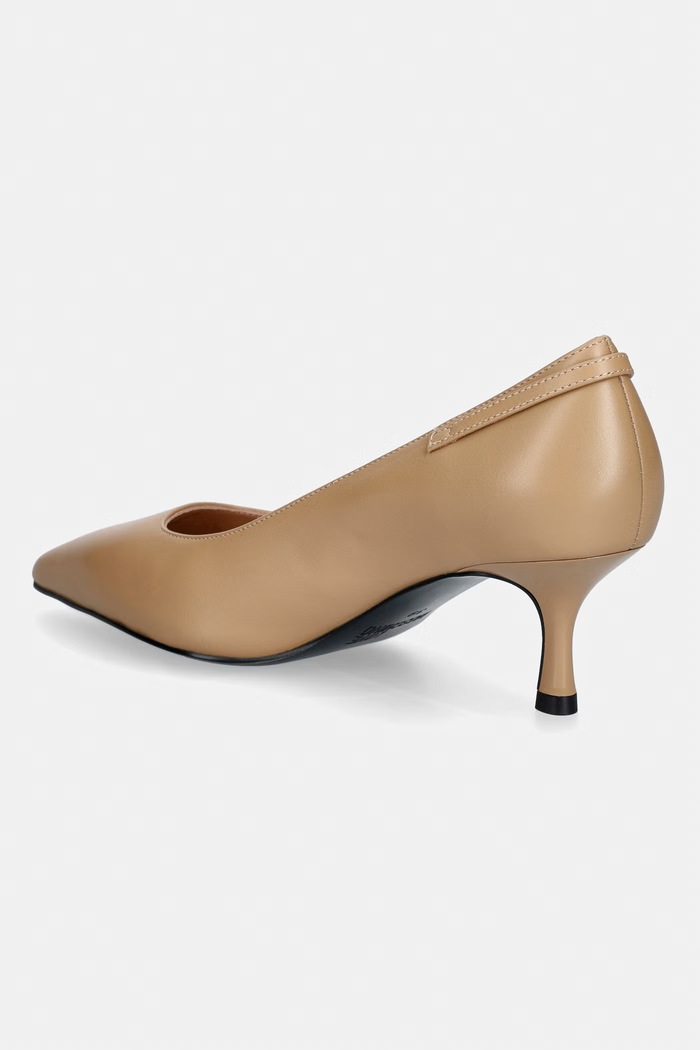 Obuwie Love Moschino szpilki skórzane JA10176G1PIA0104 beżowy