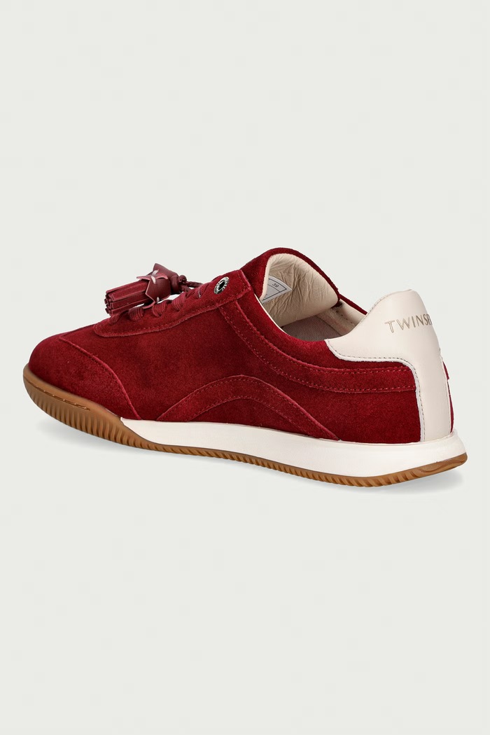 Obuwie Twinset sneakersy damskie zamszowe 262TCP090.00620 czerwony