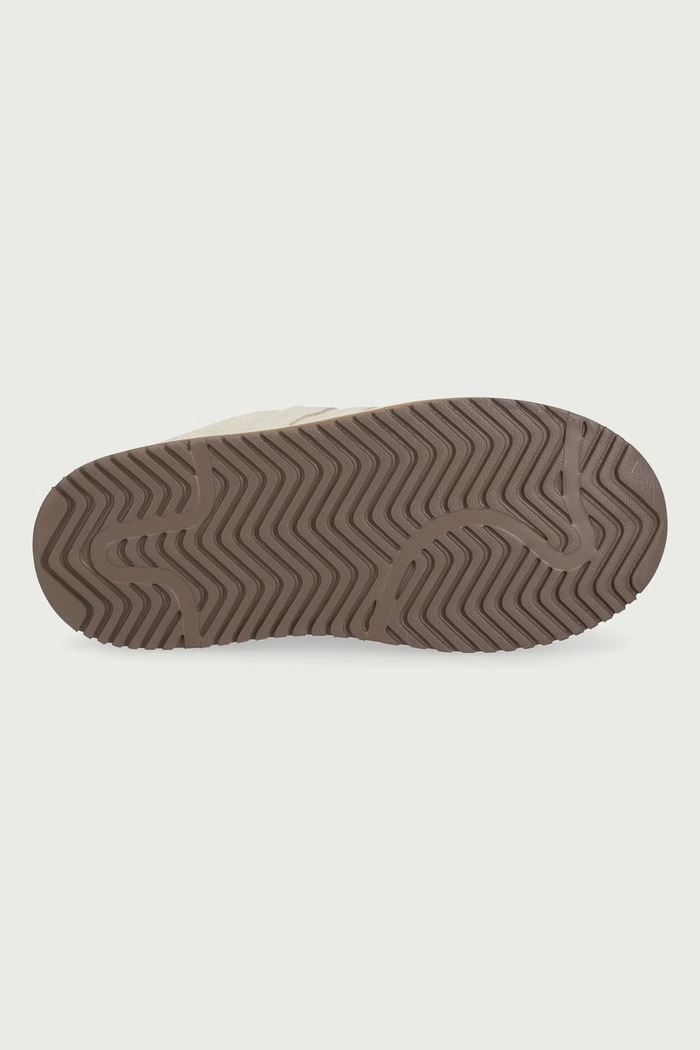 Campus 00s Winter Low sneakersy damskie zamszowe adidas Originals beżowy KK0166
