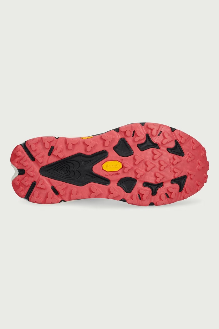 Buty do biegania damskie Speedgoat 7 GTX Hoka beżowy 1176677