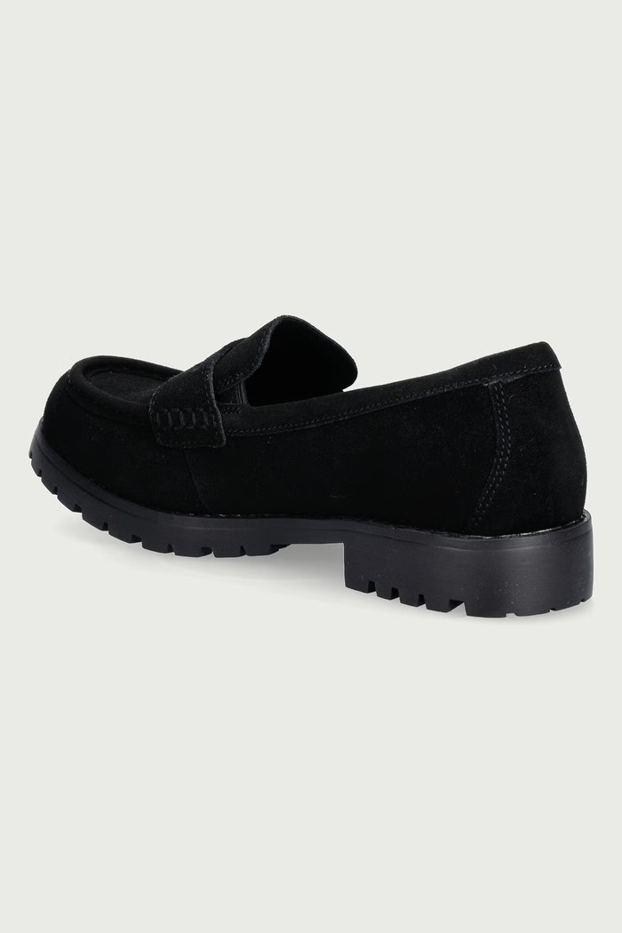 Obuwie Skechers Mokasyny damskie zamszowe CYPRESS - CHIC SURGE 158949 czarny
