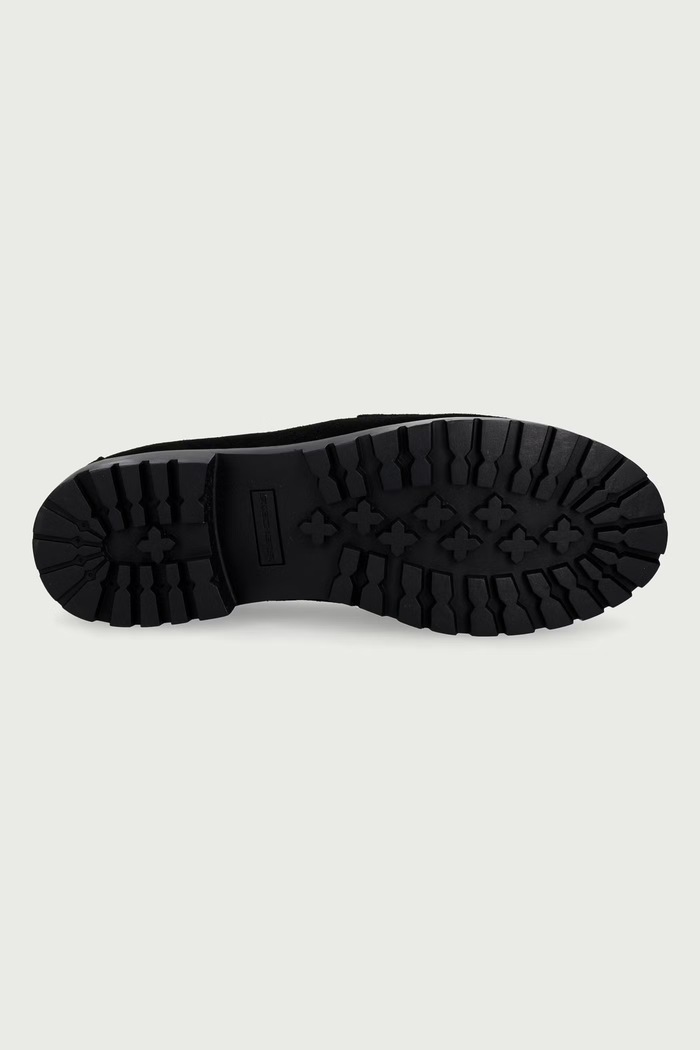 Mokasyny damskie zamszowe CYPRESS - CHIC SURGE Skechers czarny 158949