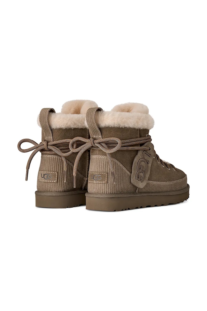 Obuv UGG W Classic Heritage Lace-Up snehule dámske semišové 1180418.DDRG béžová