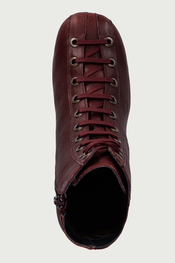 Kotníkové boty na sloupku dámské kožené PERK559FLY Fly London P145559002 burgundské
