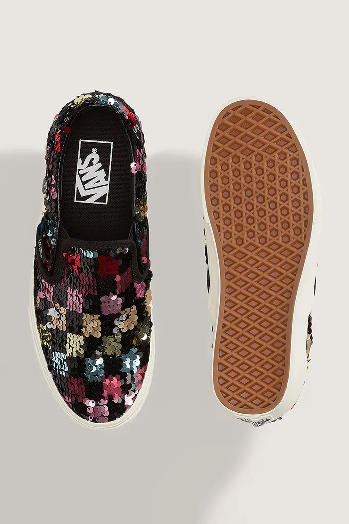Classic Slip-On tenisky dámske Vans VN0010W0BOQ1 čierna