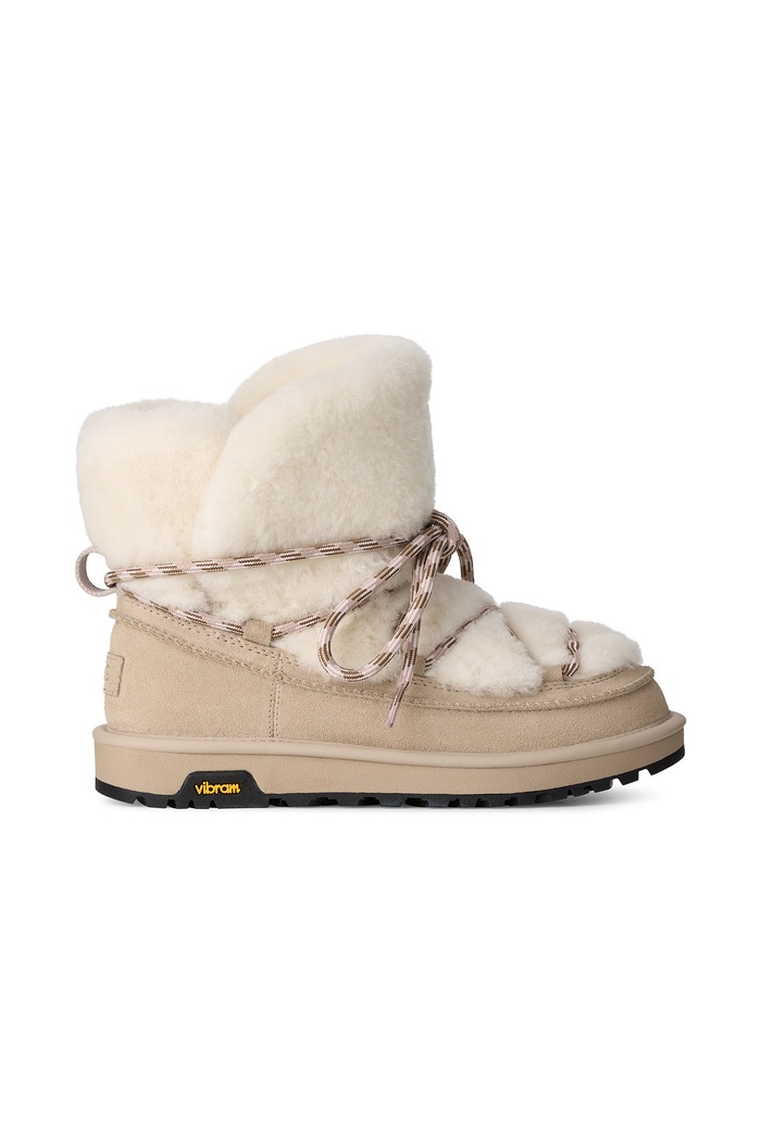 UGG W Classic Tread Fluffed Boot μπότες χιονιού Γυναικεία μπεζ 1183490.MNL