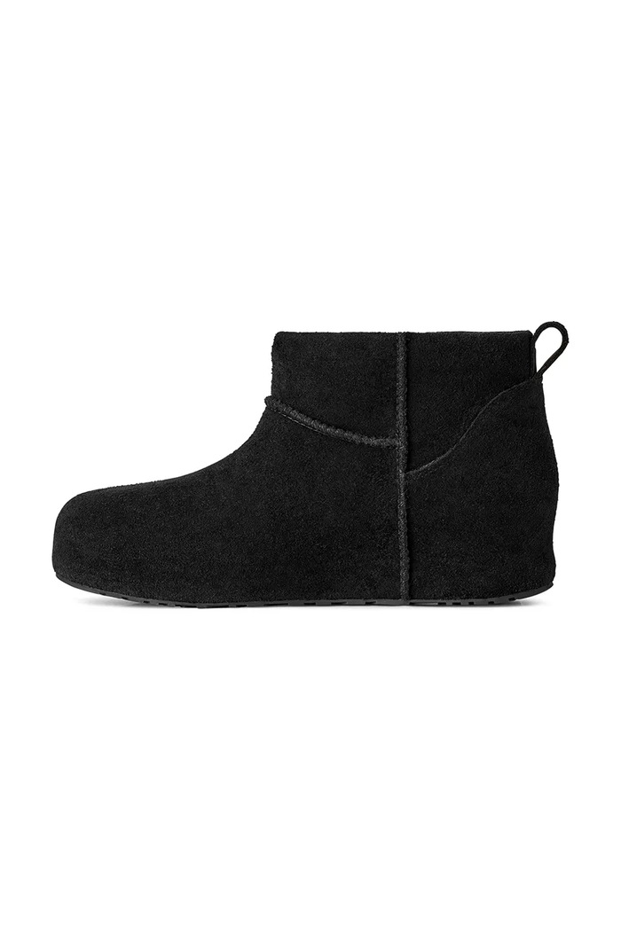 W Classic Mini Enwrap апрески дамски от велур UGG 1180412.BLK черен