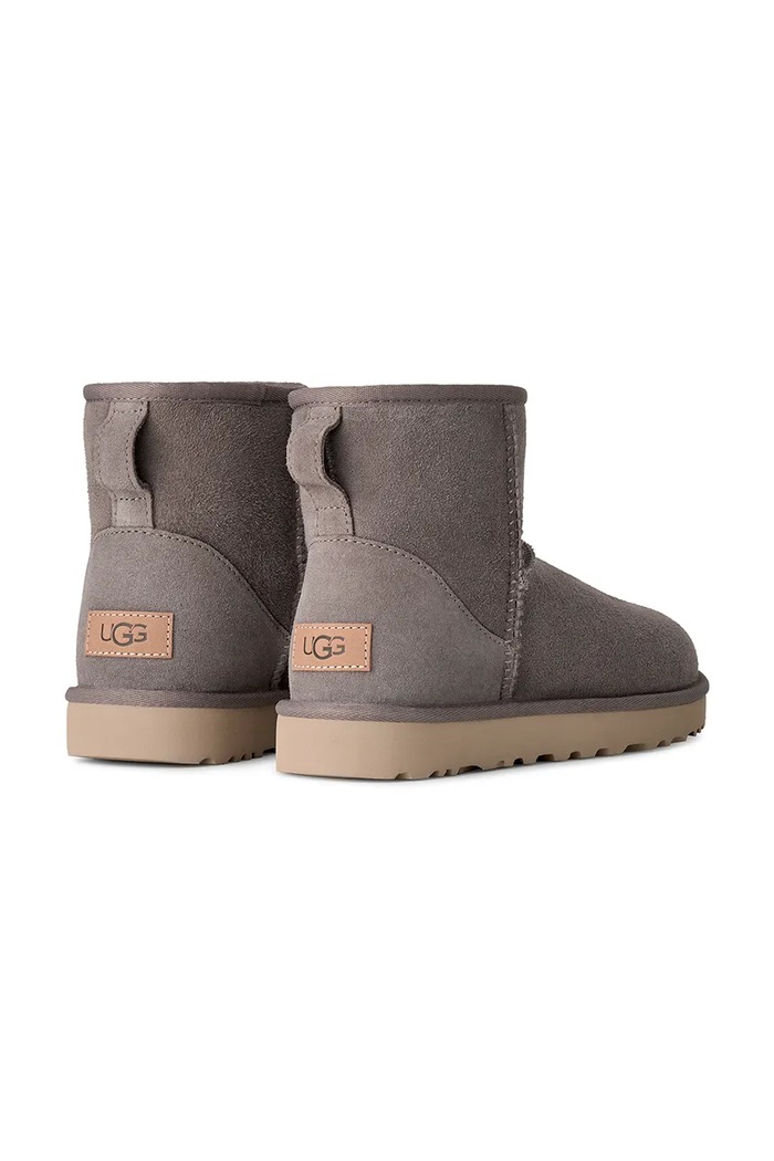 Obutev UGG W Classic Mini II snežni čevlji ženski semišasti 1016222.SMYG siva