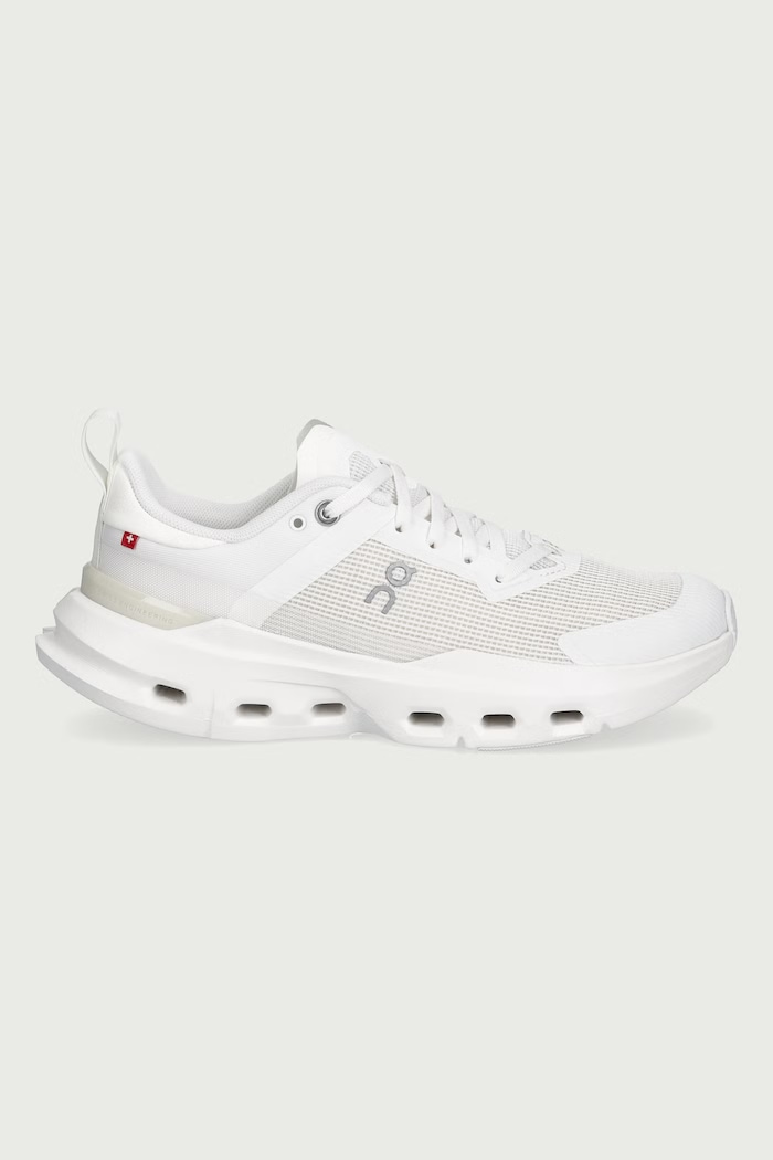 On Buty treningowe damskie Cloudpulse Next 3WF30320202 beżowy AW26