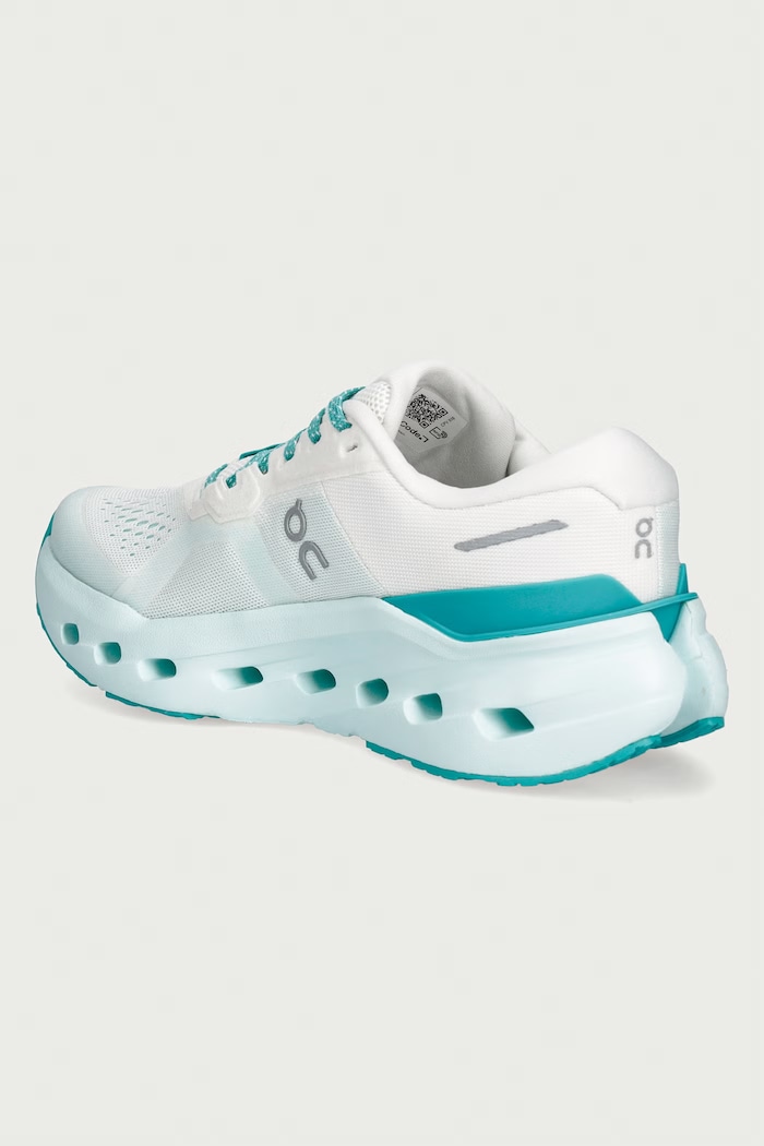 Obuwie On buty do biegania damskie Cloudrunner 3 3WG10056057 biały