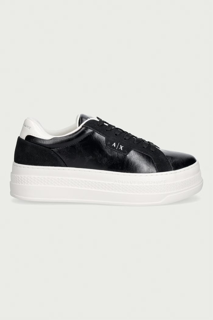 Armani Exchange кросівки жіночі XW003069.AF28692.MC482 чорний AW26