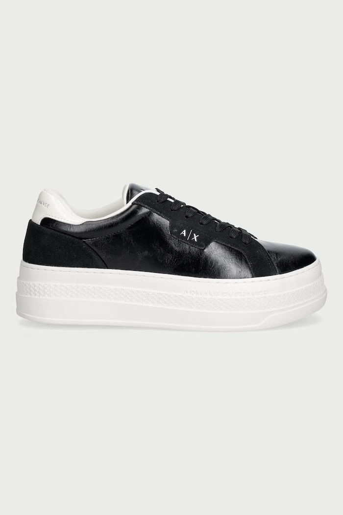 Armani Exchange кросівки жіночі XW003069.AF28692.MC482 чорний AW26