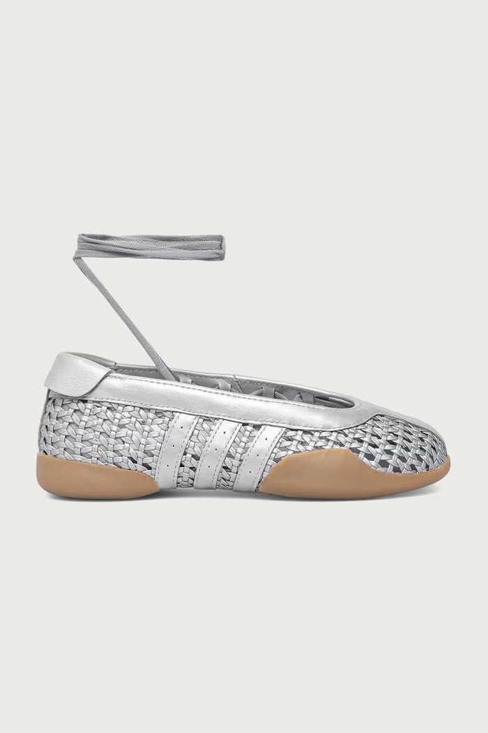 adidas Originals Taekwondo Mei Ballet baleriny HQ9627 srebrny AW26