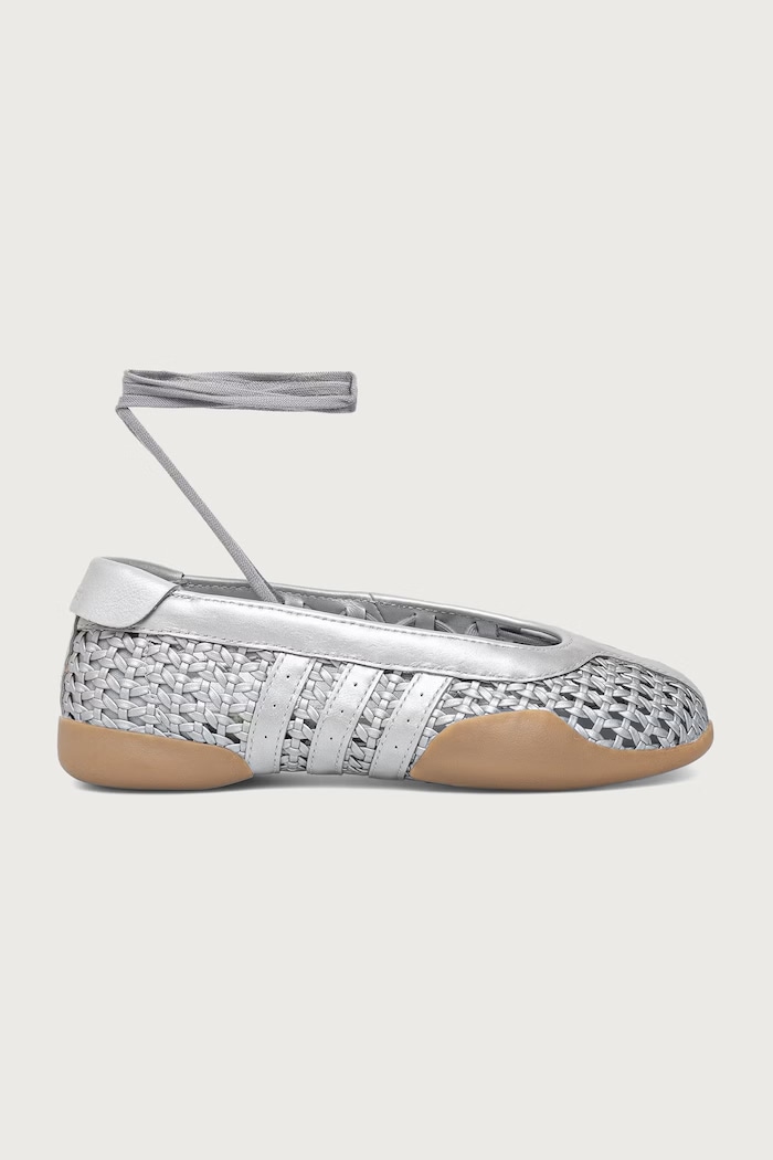 adidas Originals Taekwondo Mei Ballet baleriny HQ9627 srebrny AW26