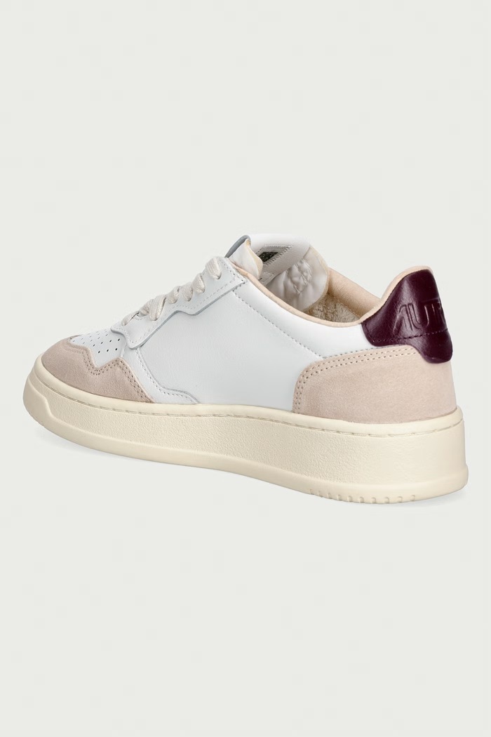 Obuwie AUTRY Medalist sneakersy na platformie damskie skórzane AULWLS18 biały