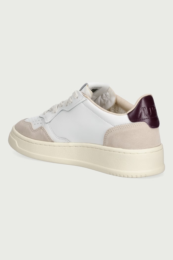 Shoes AUTRY Medalist sneakers on a platform Women's leather AULWLS18 white