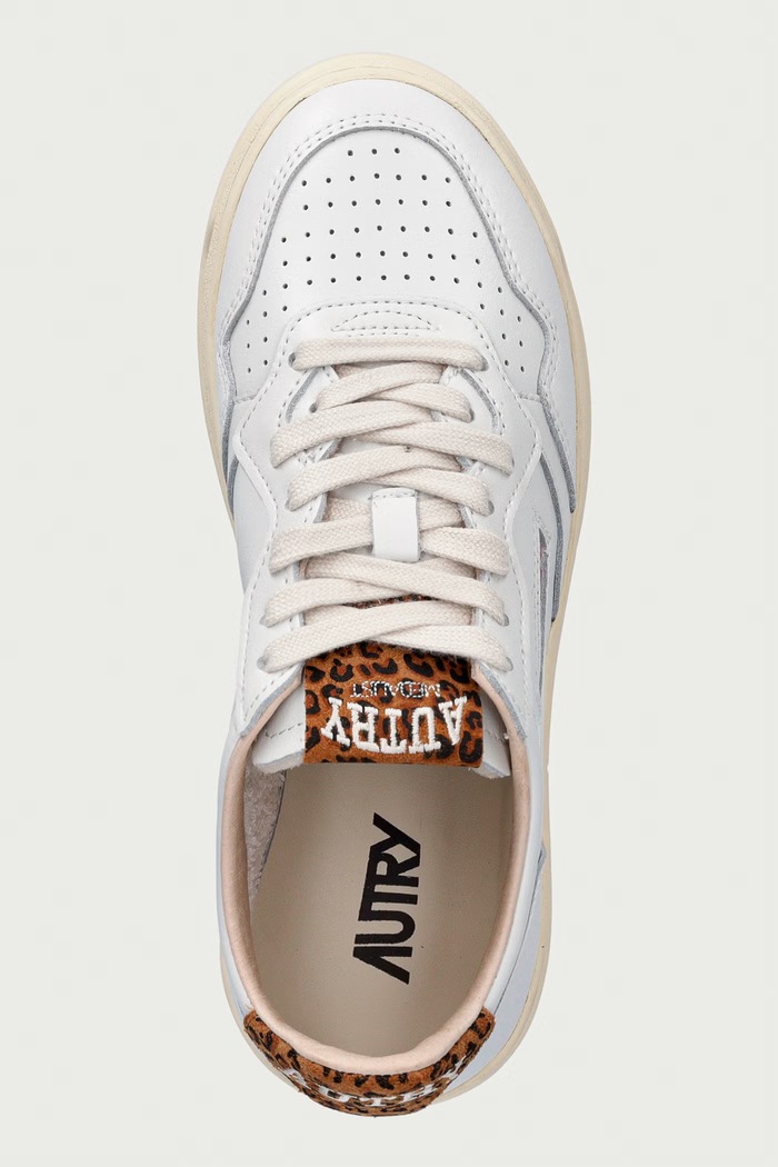 Medalist sneakersy na platformie damskie skórzane AUTRY AULWHJ02 biały