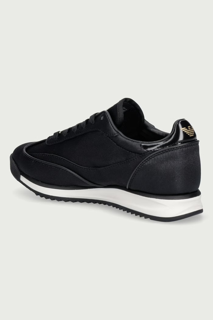 Obuwie EA7 Emporio Armani Sneakersy damskie AF28087.7W001629 czarny