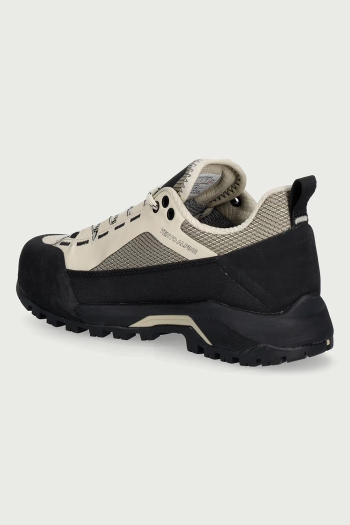 Παπούτσια The North Face Παπούτσια πεζοπορίας Γυναικεία Verto Alpine Gore-Tex NF0A83MTGIY1 μπεζ