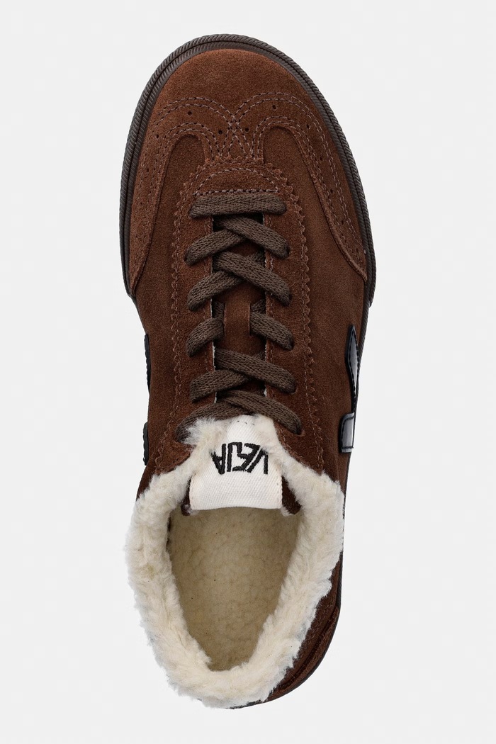 Veja VOLLEY W маратонки дамски от велур кафяв VU0321470A