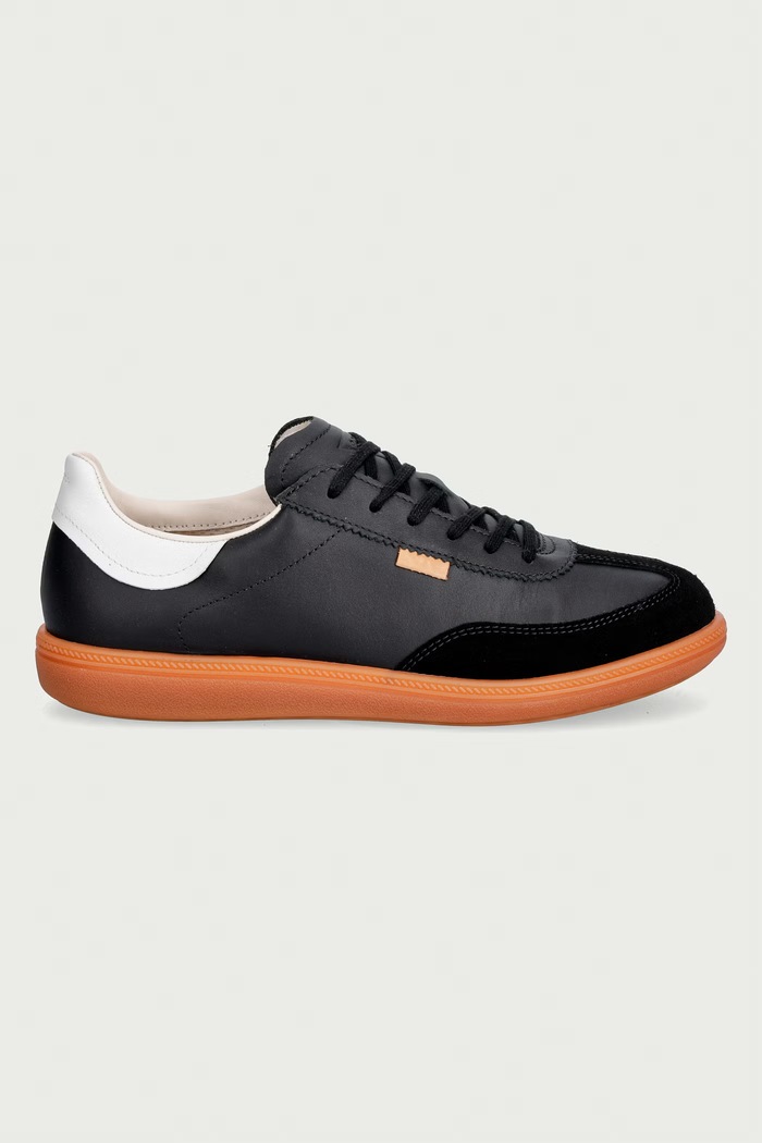 Ecco Soft 11 tenisice za žene od kože 235813.61563 crna AW26