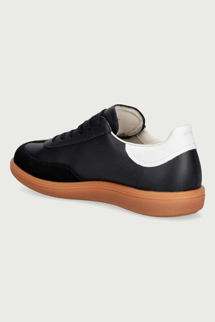 Obuwie Ecco Soft 11 sneakersy damskie skórzane 235813.61563 czarny