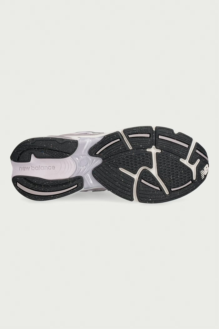2010 sneakersy damskie New Balance fioletowy U20103FX