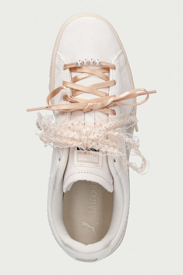 Suede Bloom sneakersy damskie zamszowe Puma 408330 beżowy