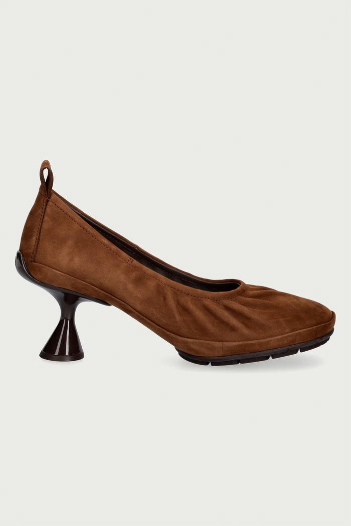 Camper Обувки с ток от велур Right Left K201976.004 кафяв AW26