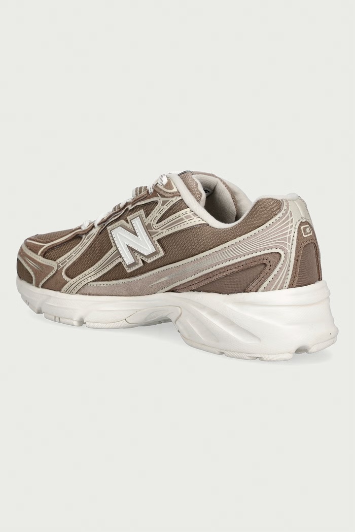 Παπούτσια New Balance 740 sneakers Γυναικεία U7403TR καφέ