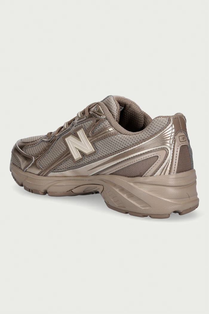 Παπούτσια New Balance 740 sneakers Γυναικεία U7402XX καφέ