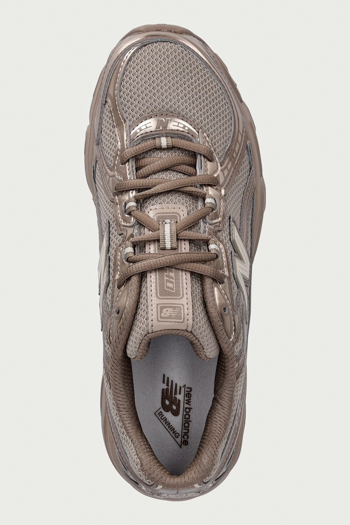 New Balance 740 sneakers Γυναικεία καφέ U7402XX