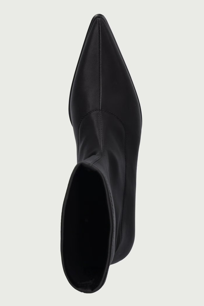 Členkové čižmy dámske ILONA Vagabond Shoemakers 6232.439.20 čierna